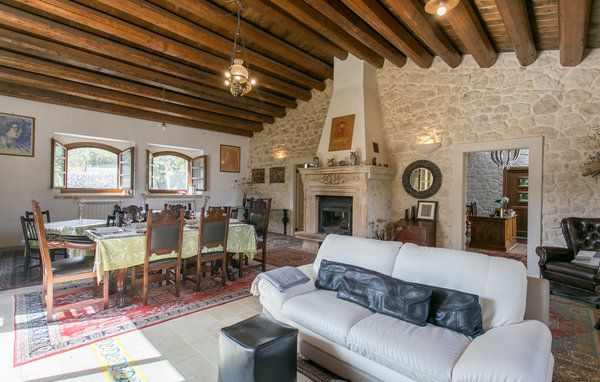Maison Tenuta Santa Lucia