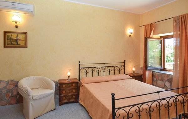 Casa vacanze - Nicosia , Italia - ISR246 603