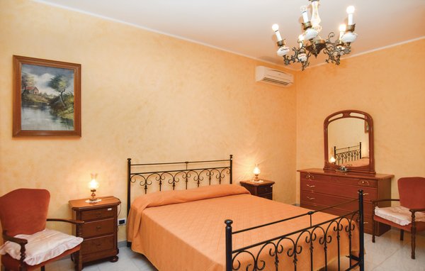 Casa vacanze - Nicosia , Italia - ISR246 604