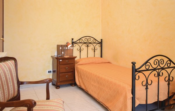 Casa vacanze - Nicosia , Italia - ISR246 605