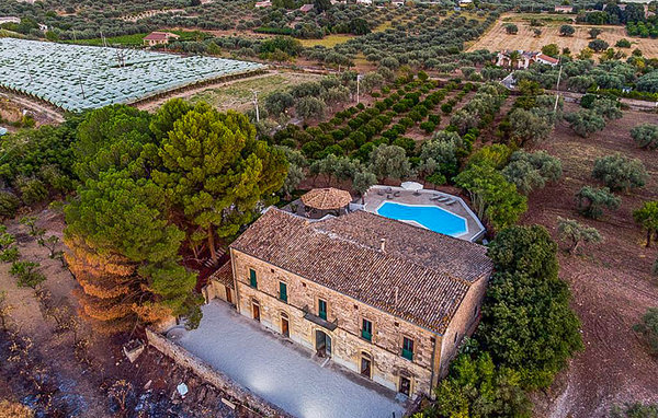Holiday Home - Chiaramonte Gulfi , Italy - ISR328 903