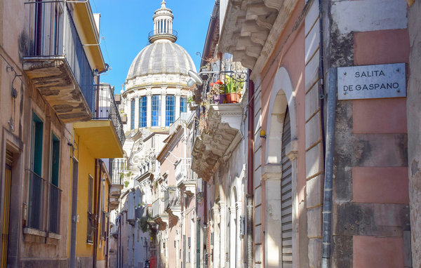 Feriehus - Ragusa , Italia - ISR345 902