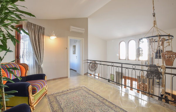Feriehus - Ragusa , Italia - ISR350 303