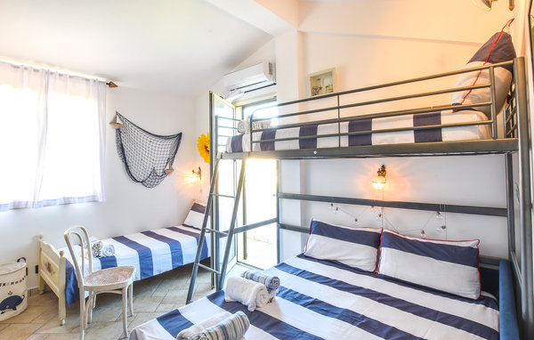 Vakantiehuis - Caucana , Italië - ISR369 603