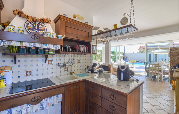 Vakantiehuis - Caucana , Italië - ISR369 401