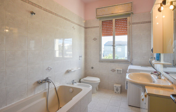 Semesterlägenhet - Scoglitti , Italien - ISR394 701