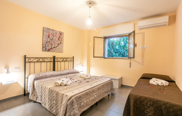 Domy wakacyjne - Cava D'Aliga , Wlochy - ISR483 602