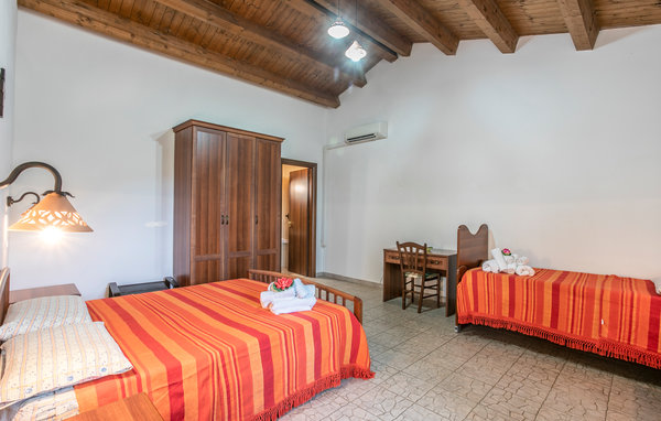 Feriehus - Ragusa , Italia - ISR575 606