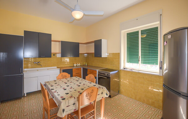 Holiday Home - Marina di Modica , Italy - ISR702 402