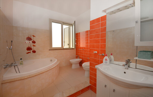 Appartamento - Noto , Italia - ISR838 701