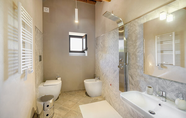 Holiday Home - Ragusa Ibla , Italy - ISR904 702