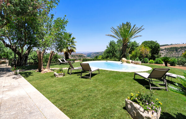 Holiday Home - Ragusa Ibla , Italy - ISR904 12