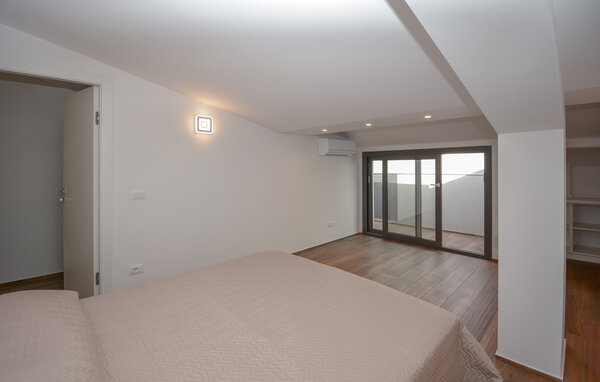 Apartament - Kaukana , Wlochy - ISR909 601