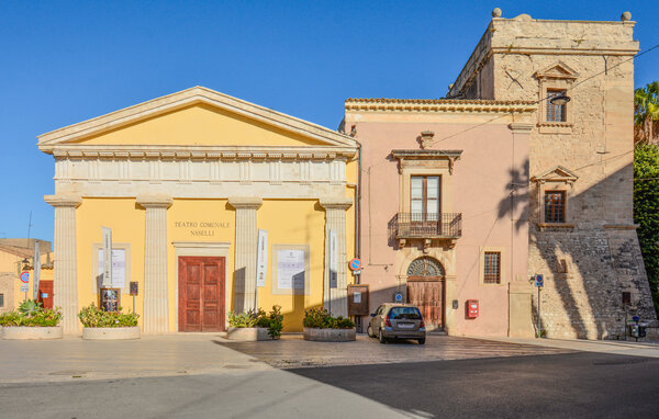 Apartamento - Comiso , Italia - ISR930 901