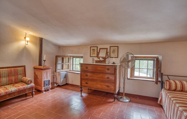 Holiday Home - Monte San Savino , Italy - ITA013 605