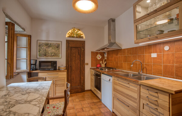 Holiday Home - Monte San Savino , Italy - ITA013 401
