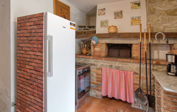 Holiday Home - Monte San Savino , Italy - ITA013 404