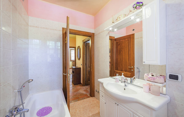 Semesterhus - Monte San Savino , Italien - ITA033 702