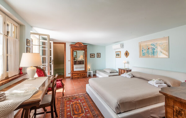 Holiday Home - Monte San Savino , Italy - ITA102 602