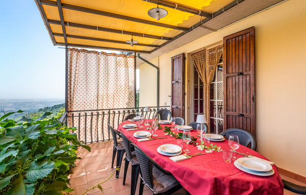 Holiday Home - Monte San Savino , Italy - ITA102 101