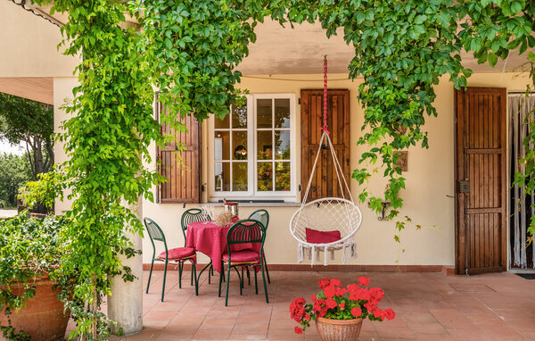 Holiday Home - Monte San Savino , Italy - ITA102 103