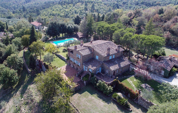 Holiday Home - Monte San Savino , Italy - ITA115 801