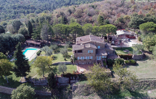 Holiday Home - Monte San Savino , Italy - ITA115 802