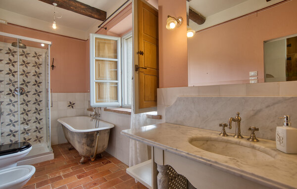 Location de vacances - Cortona , Italie - ITA514 701