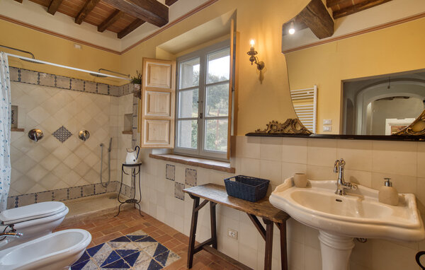 Location de vacances - Cortona , Italie - ITA514 703