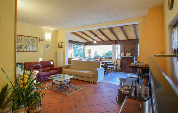Casa vacanze - Camaiore , Italia - ITD026 2