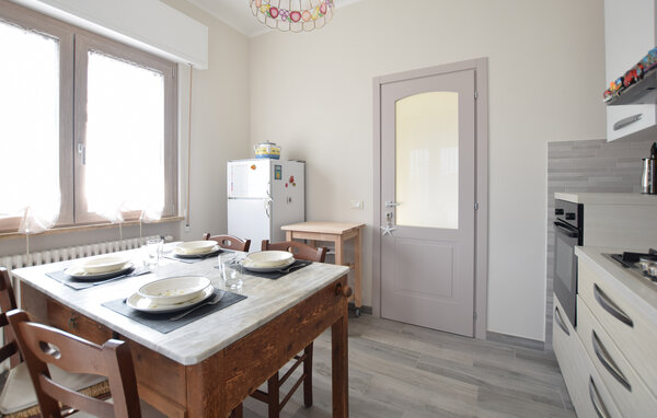 Appartamento - Piano di Mommio , Italia - ITD052 401