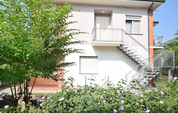 Appartamento - Piano di Mommio , Italia - ITD052 81