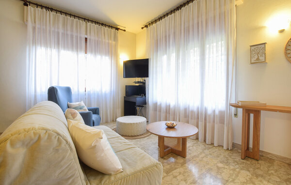 Holiday Home - Forte dei marmi , Italy - ITD071 301
