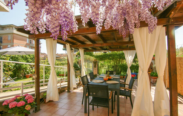 Appartamento - Marina di Massa , Italia - ITD074 101