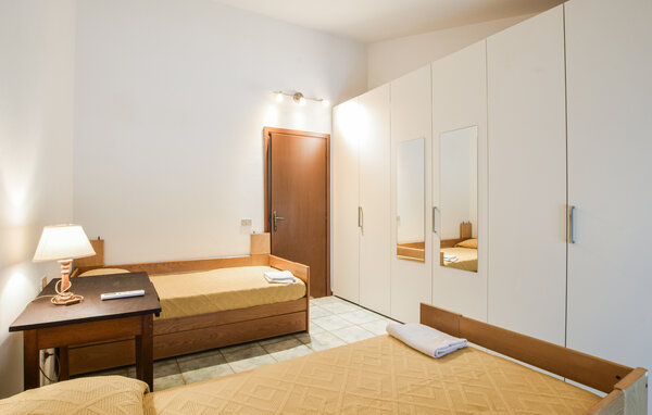 Vakantiehuis - Viareggio , Italië - ITD085 603