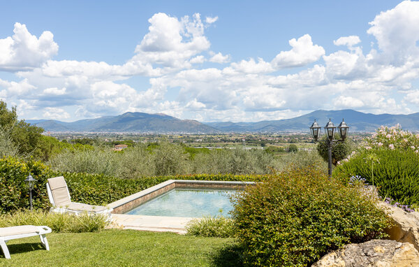 Domy wakacyjne - Comeana , Wlochy - ITF095 17