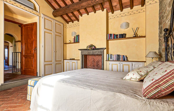 Holiday Home - Capraia e Limite , Italy - ITF365 602