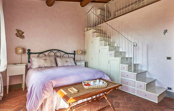 Holiday Home - Capraia e Limite , Italy - ITF365 603