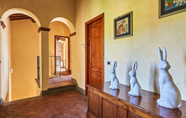 Holiday Home - Capraia e Limite , Italy - ITF365 503