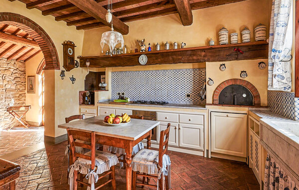 Holiday Home - Capraia e Limite , Italy - ITF365 402