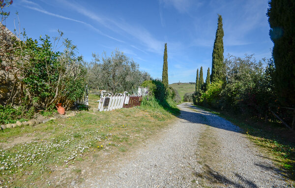 Apartament - Porrona , Wlochy - ITG038 801