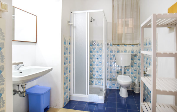 Apartment - Barga , Italy - ITL001 701