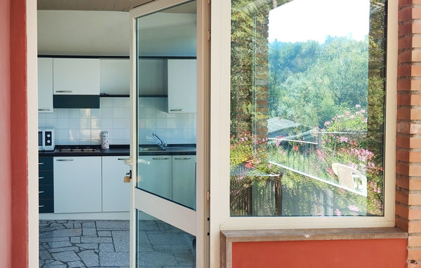 Apartment - Barga , Italy - ITL001 401