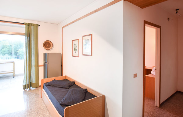 Apartment - Barga , Italy - ITL001 303
