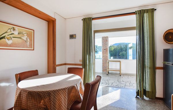 Apartment - Barga , Italy - ITL001 304