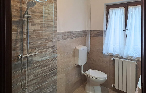 Apartment - Verni , Italy - ITL014 702