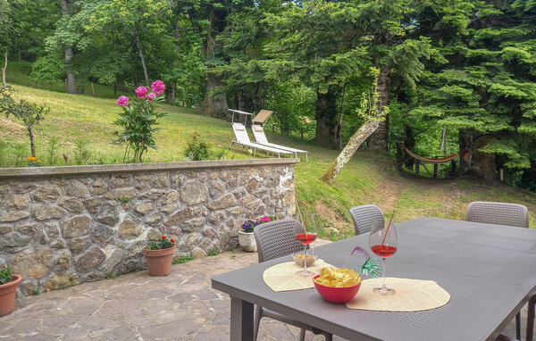 Domy wakacyjne - Barga , Wlochy - ITL021 101