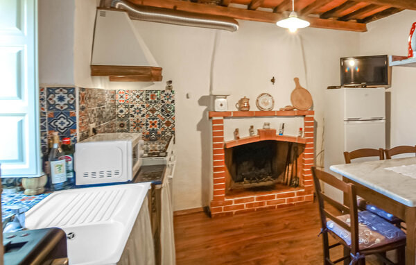 Domy wakacyjne - Palagnana , Wlochy - ITL046 401