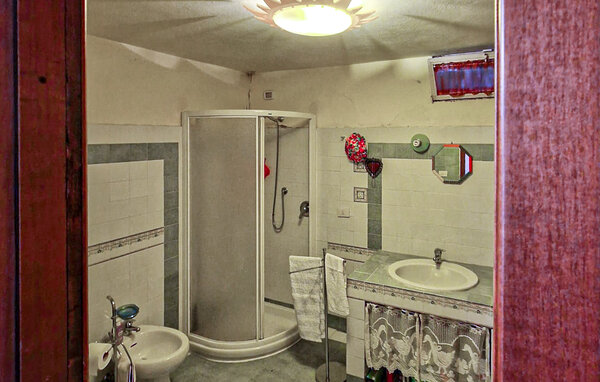 Holiday Home - Levigliani , Italy - ITL050 701