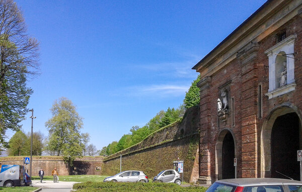 Casa vacanze - Gioviano , Italia - ITL056 906